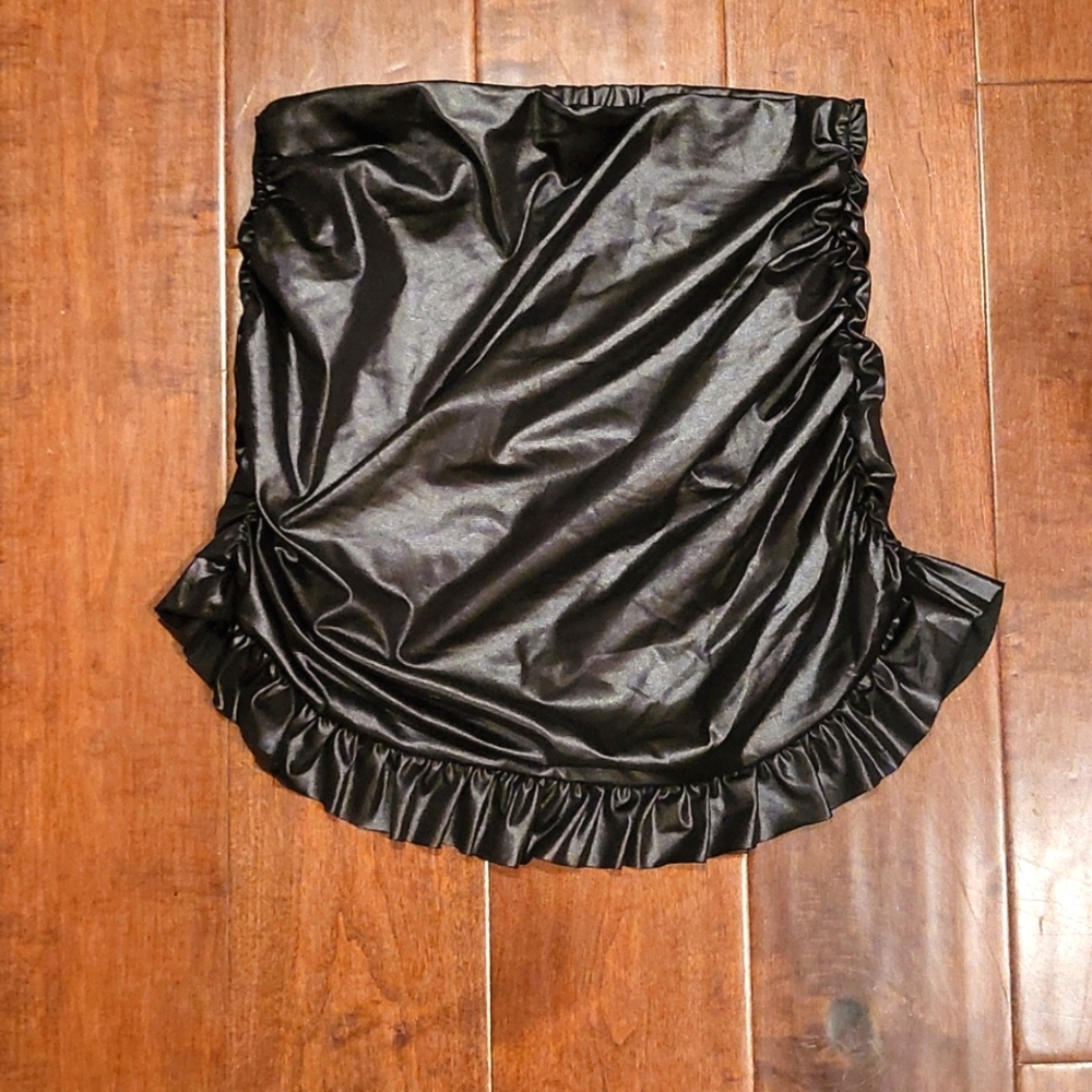 Wet look mini skirt